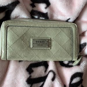 Guess wallet